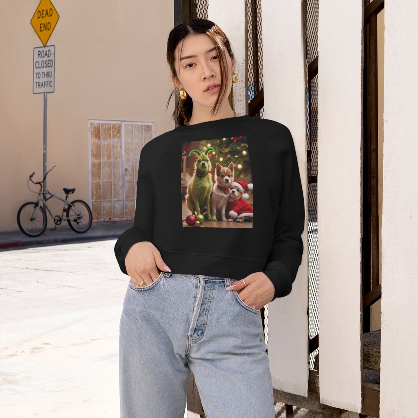 Women's Chrismas Puppies Cropped Fleece Pullover